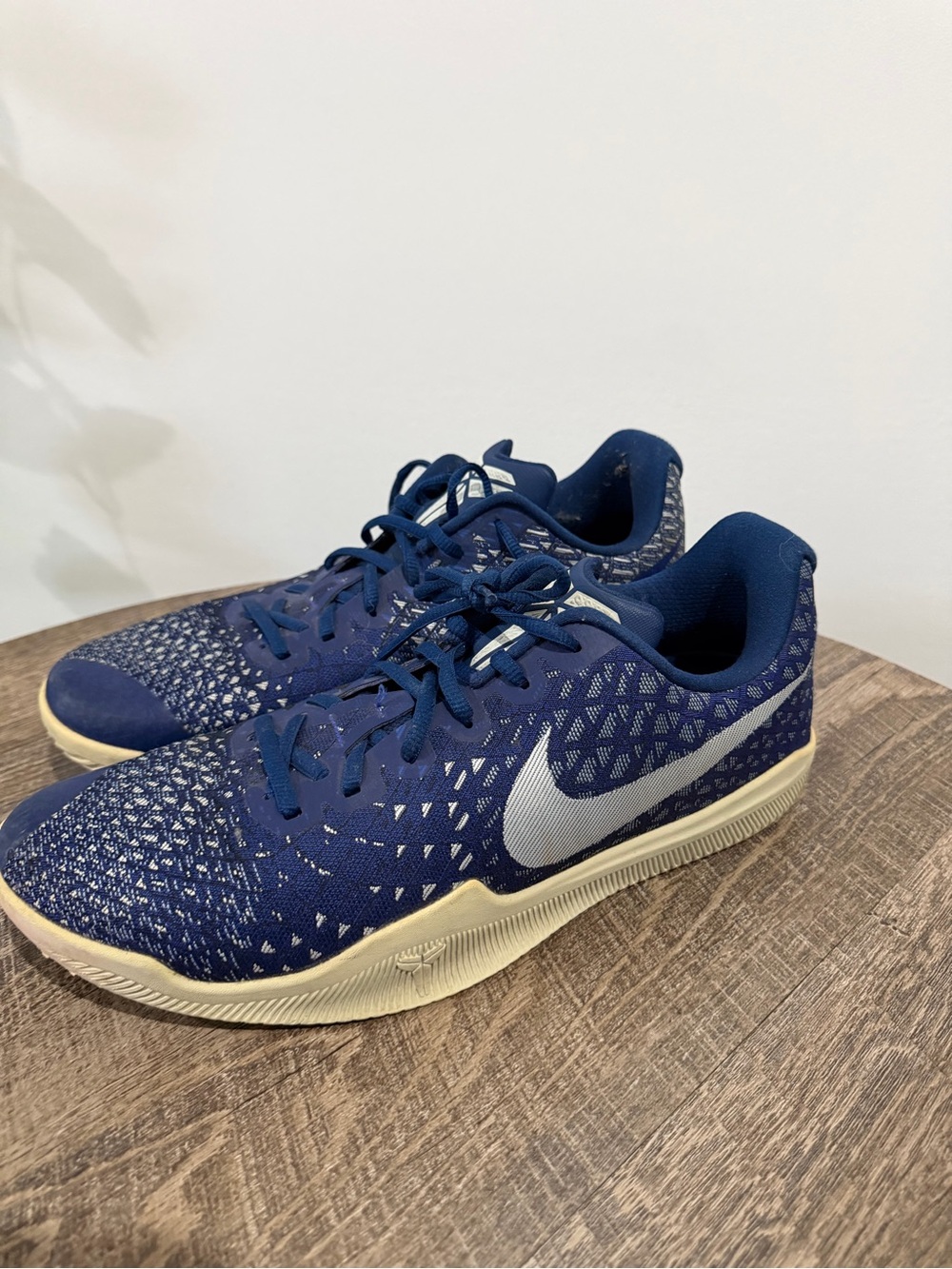 Nike Men's Navy and Cream Athletic Sneakers with White Swoosh Kobe mamba